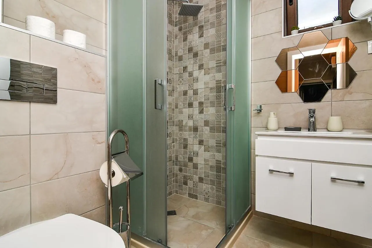 Cozy Flats Nearby Center Free Park Area Apartment Varna 0*,