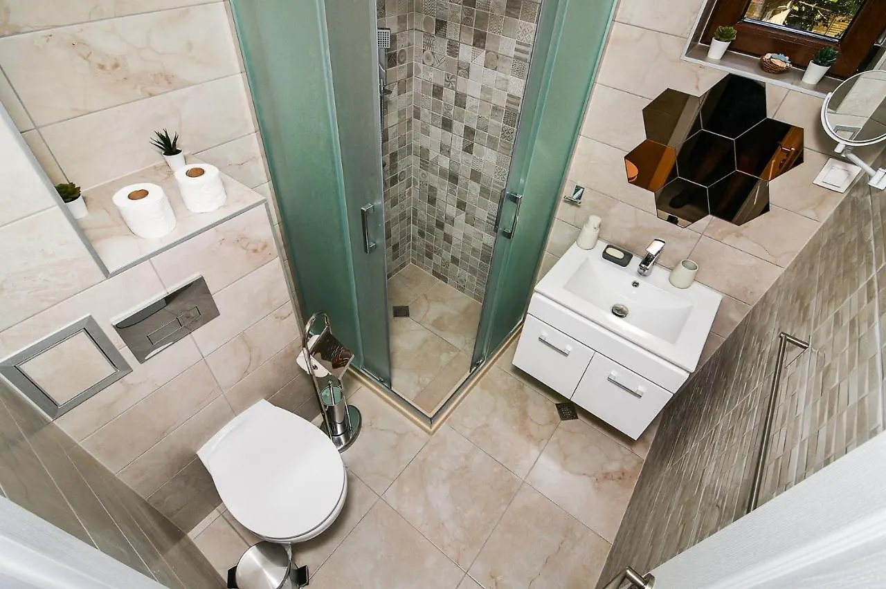 Cozy Flats Nearby Center Free Park Area Apartment Varna